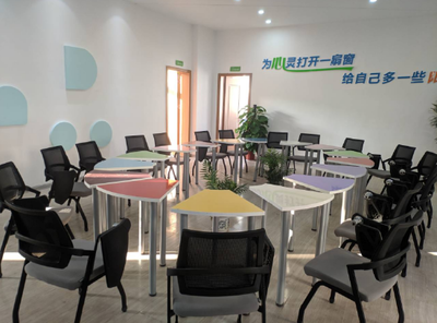 三維聯(lián)動(dòng),打造輔導(dǎo)員素質(zhì)提升&ldquo;夢(mèng)工廠&rdquo;