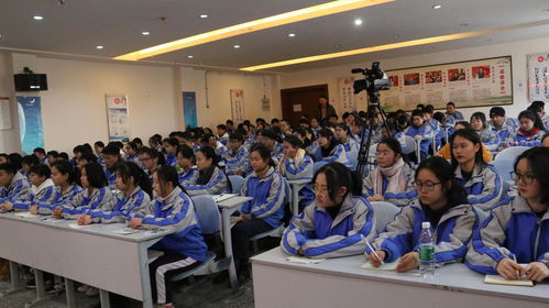 成都市蜀興職業(yè)中學(xué)旅游專業(yè)開展國內(nèi)導(dǎo)游課程 歐盟導(dǎo)游課程建設(shè)宣講會